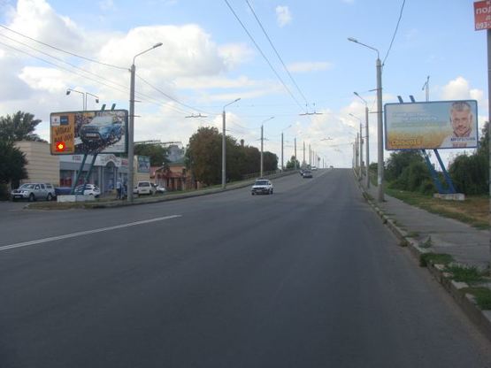 Фото рекламної площини за адресою М.Бирюзова вул., 7