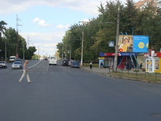 Фото рекламної площини за адресою Зіньківська вул. та Заячого пров. (на розі) Фото рекламної площини за адресою Зіньківська вул. та Заячого пров. (на розі)