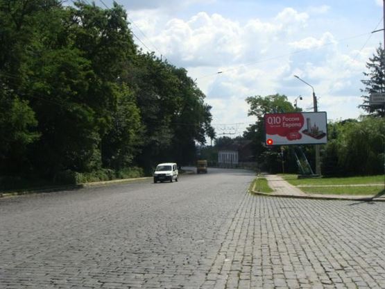 Фото рекламної площини за адресою Небесної Сотні вул. (Леніна) та Першотравневий пров. Фото рекламної площини за адресою Небесної Сотні вул. (Леніна) та Першотравневий пров.