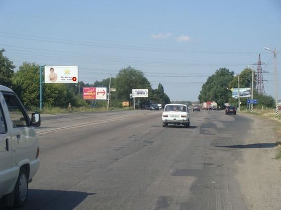 Фото рекламної площини за адресою К.Шосе вул., 92/2 навпроти