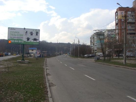 Фото рекламної площини за адресою Вавілова вул., 9/26 (з центру) Фото рекламної площини за адресою Вавілова вул., 9/26 (з центру)