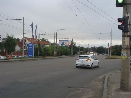 Фото рекламной плоскости по адресу Великотирнівська вул. - Паркова вул. ("Велика Кишеня")перехр.