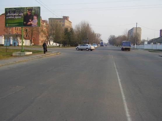 Фото рекламной плоскости по адресу ул.Гоголя, парная сторона, перекресток с ул.Котляревского, поворот на Сорочинцы