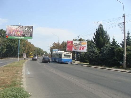 Фото рекламной плоскости по адресу Європейська вул. (Фрунзе),97(розд.смуга) (у центр)
