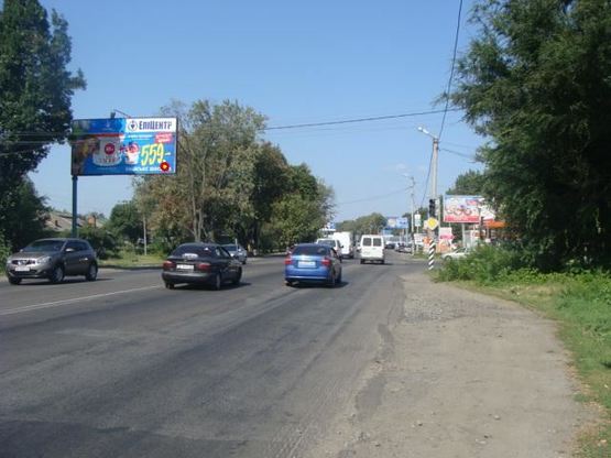 Фото рекламної площини за адресою К.Шосе вул. – ул.Грушевського (біля авторинку)