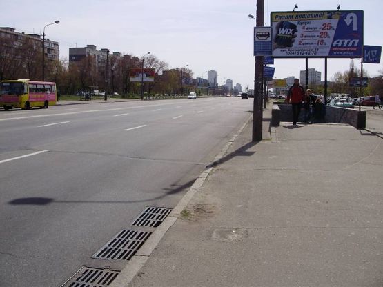 Фото рекламной плоскости по адресу Братиславська вул., ост. "Медучилище" (до ринку “Юність”,ст.м.Чернігівська) Фото рекламной плоскости по адресу Братиславська вул., ост. "Медучилище" (до ринку “Юність”,ст.м.Чернігівська)