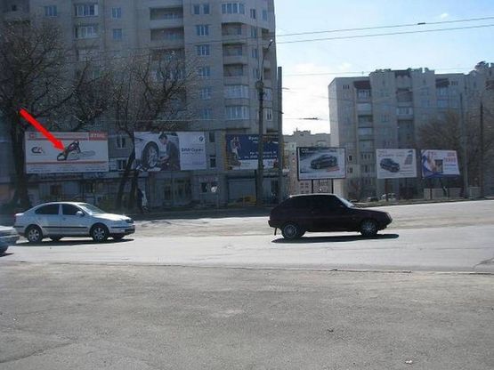 Фото рекламной плоскости по адресу Старокостянтинівське шосе (круг) Фото рекламной плоскости по адресу Старокостянтинівське шосе (круг)