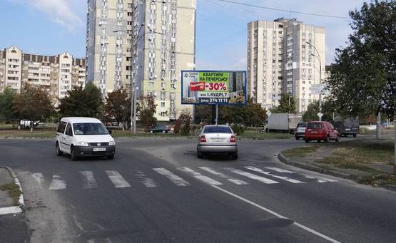 Фото рекламної площини за адресою Симиренко/Трублаини - напр к пр-ту Отрадный