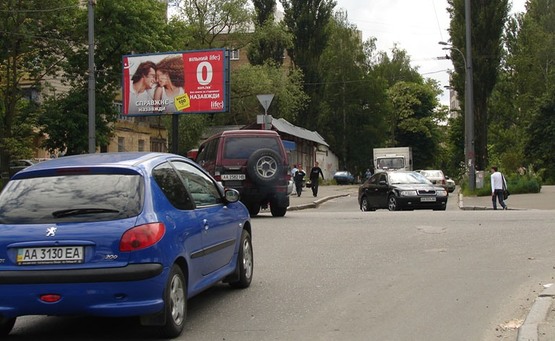 Фото рекламной плоскости по адресу Соломенская/М.Кривоноса (А) Фото рекламной плоскости по адресу Соломенская/М.Кривоноса (А)
