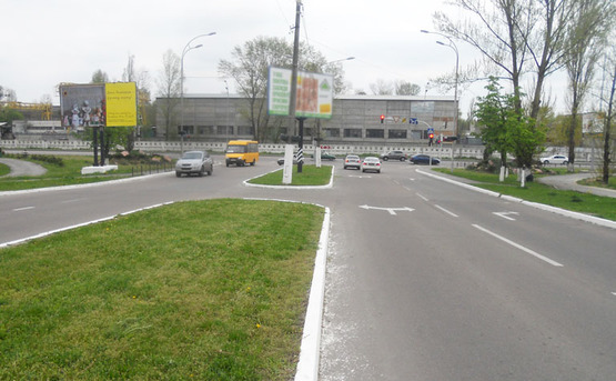 Фото рекламної площини за адресою Вышгород пр-т Шевченко/Набережная (выезд) на Киев,на ГЭС (В) (щит на обочине)