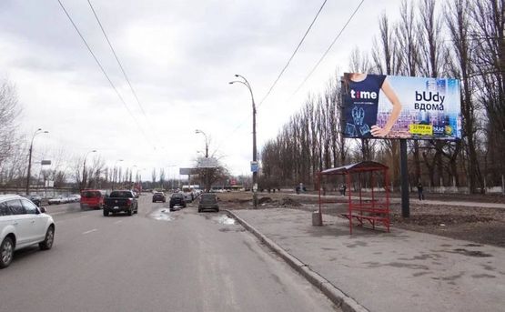 Фото рекламной плоскости по адресу ул.В.Касияна/жил.комплекс Эврика (А) на пр-т Глушкова Фото рекламной плоскости по адресу ул.В.Касияна/жил.комплекс Эврика (А) на пр-т Глушкова