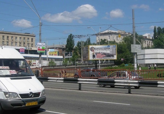 Фото рекламной плоскости по адресу Пр.Победы,50 (ст.м. «Шулявская»)  - А1