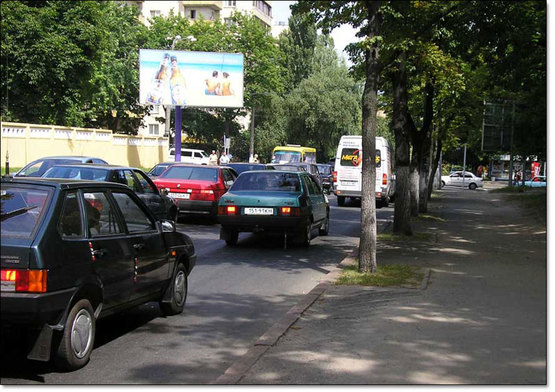 Фото рекламної площини за адресою ул.Дегтяревская,/ ул.Довнар-Запольского