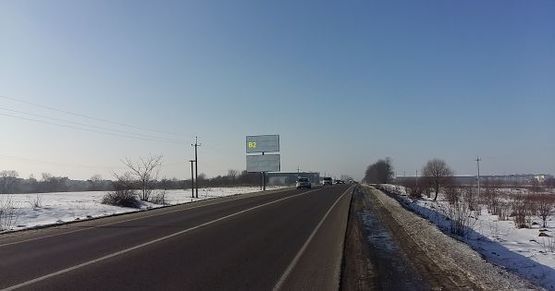 Фото рекламної площини за адресою Обїздна М-10, З.О. м. Львова, біля Арт-Енерго в сторону Епіцентру (верхній)