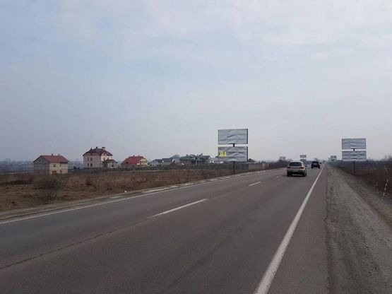 Фото рекламної площини за адресою Об'їзна М-10, З.О. м. Львова Панська Гора в сторону ТРЦ King Cross Leopolis (нижній)2