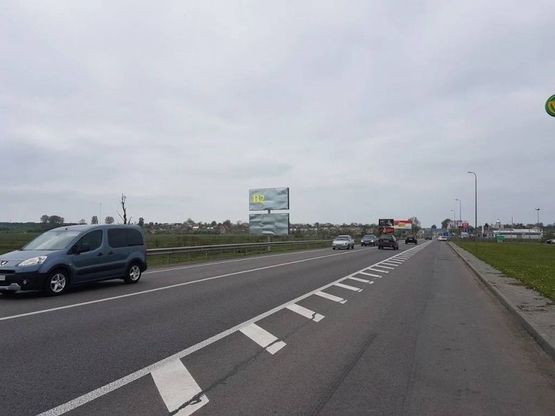 Фото рекламной плоскости по адресу Обїздна М-06, Київ-Чоп, перед с.Гамаліївка АЗС WOG в сторону Київа (верхній)