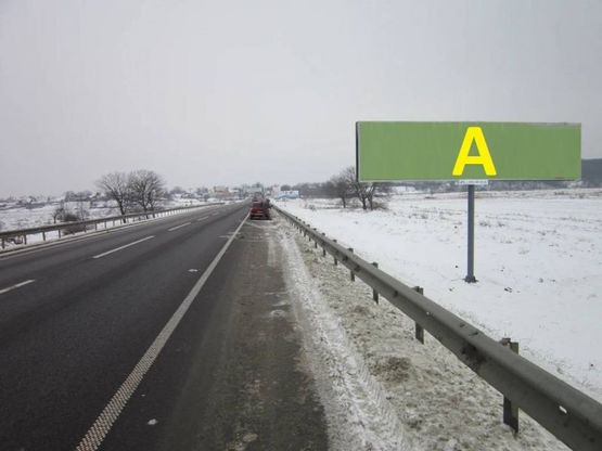 Фото рекламної площини за адресою М-06 Київ-Чоп, перед с.Гамаліївка після АЗС WOG в сторону Львова Фото рекламної площини за адресою М-06 Київ-Чоп, перед с.Гамаліївка після АЗС WOG в сторону Львова