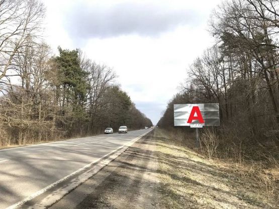 Фото рекламної площини за адресою М-11, Львів - Шегині, перед с. Бартатів та Відпочинковим Комплексом "ЛІСОВА ПЕРЛИНА" в напряку до м. Львів