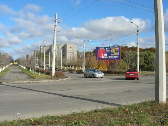 Фото рекламної площини за адресою вул.Боженка (м1)(перетин вул. Дружби народів) Фото рекламної площини за адресою вул.Боженка (м1)(перетин вул. Дружби народів)