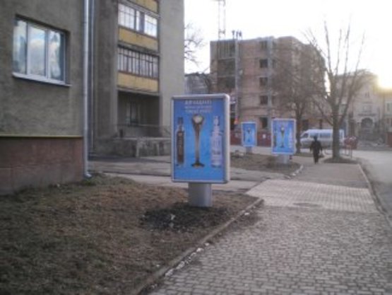 Фото рекламной плоскости по адресу вул.Пилипа Орлика №3    СМ "Фуршет"