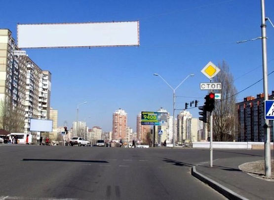 Фото рекламной плоскости по адресу Бальзака, 57 - Градинская (трамвайная остановка) ТЦ Район Фото рекламной плоскости по адресу Бальзака, 57 - Градинская (трамвайная остановка) ТЦ Район