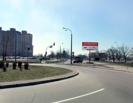 Фото рекламної площини за адресою Бальзака-Каштановая, выезд на Бальзака (клумба, перед светофором) Фото рекламної площини за адресою Бальзака-Каштановая, выезд на Бальзака (клумба, перед светофором)