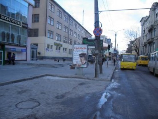 Фото рекламной плоскости по адресу Січових Стрільців (Екстім центр)