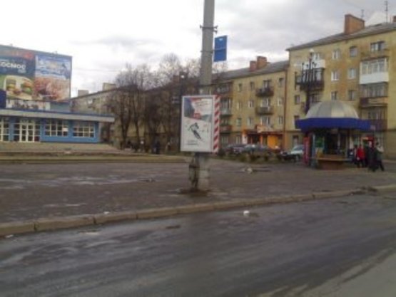 Фото рекламной плоскости по адресу вул. Незалежності ( Кінотеатр "КОСМОС") №1 ст.Б