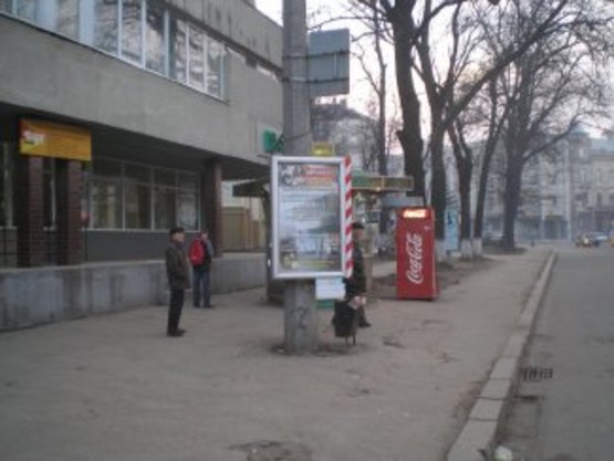 Фото рекламной плоскости по адресу вул. Васильянок ( статуправління ) №6 ст Б Фото рекламной плоскости по адресу вул. Васильянок ( статуправління ) №6 ст Б