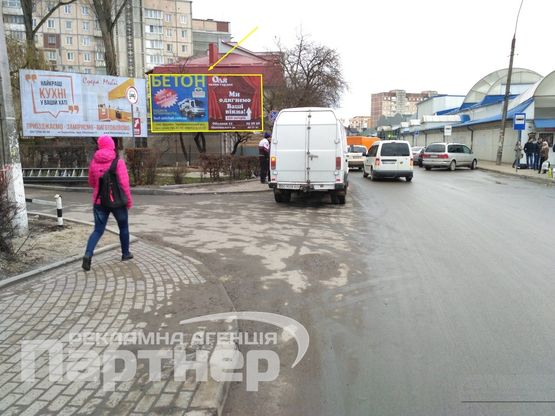 Фото рекламной плоскости по адресу Живова Фото рекламной плоскости по адресу Живова