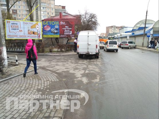 Фото рекламной плоскости по адресу Живова Фото рекламной плоскости по адресу Живова