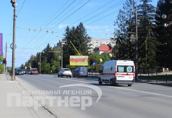 Фото рекламной плоскости по адресу С. Бандери