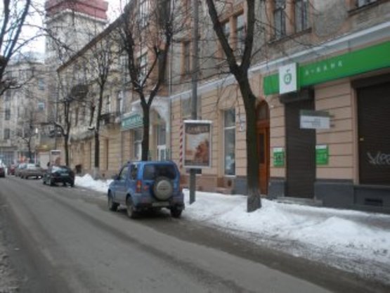 Фото рекламной плоскости по адресу вул. Грушеського ст.А   №2    центр    ( к-тр "Люмєр")