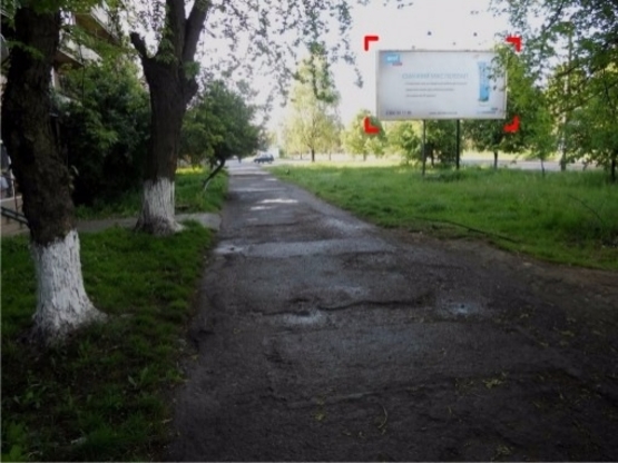 Фото рекламной плоскости по адресу м. Ужгород, вул. Грушевського Фото рекламной плоскости по адресу м. Ужгород, вул. Грушевського