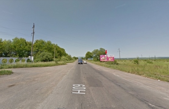 Фото рекламної площини за адресою с.Стеблівка, в'їзд, в сторону м.Мукачево
