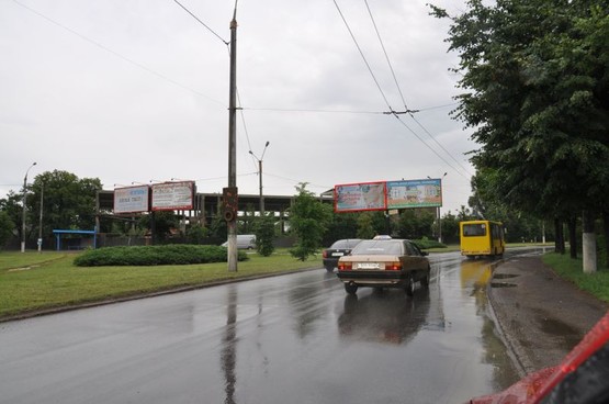 Фото рекламної площини за адресою вул.Калинівська-Хотинська (транпортна розвязка) Фото рекламної площини за адресою вул.Калинівська-Хотинська (транпортна розвязка)