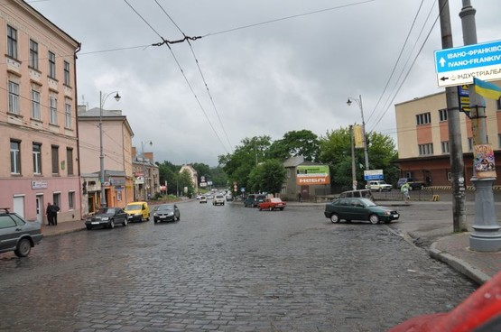 Фото рекламной плоскости по адресу вул. Гагаріна (фасад навпроти танка) Фото рекламной плоскости по адресу вул. Гагаріна (фасад навпроти танка)