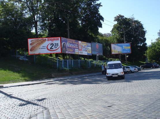 Фото рекламной плоскости по адресу вул.Гагаріна (навпроти з.д. вокзала автостоянка) Фото рекламной плоскости по адресу вул.Гагаріна (навпроти з.д. вокзала автостоянка)