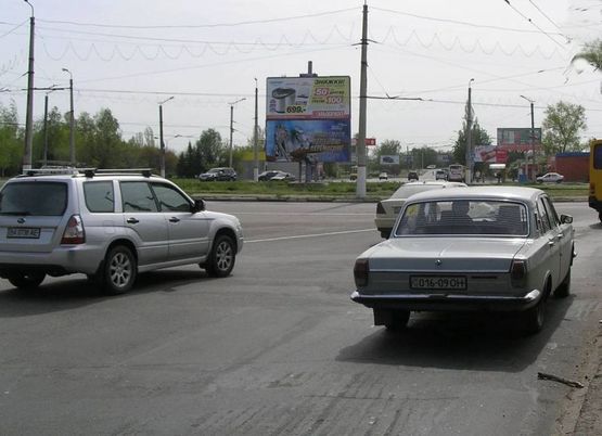 Фото рекламной плоскости по адресу Короленко-