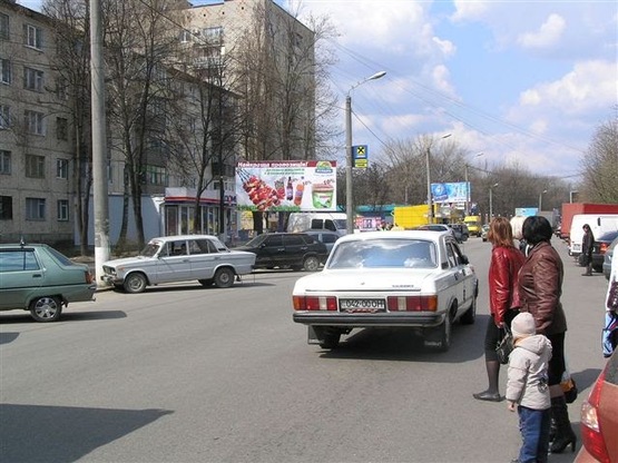 Фото рекламной плоскости по адресу Яновского. Фото рекламной плоскости по адресу Яновского.