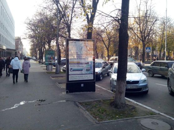 Фото рекламной плоскости по адресу вул. Соборна, 22/19 (скролл) Фото рекламной плоскости по адресу вул. Соборна, 22/19 (скролл)