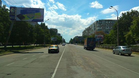 Фото рекламной плоскости по адресу 200-річчя Херсону пр.-/р-н будинку № 20/ Фото рекламной плоскости по адресу 200-річчя Херсону пр.-/р-н будинку № 20/