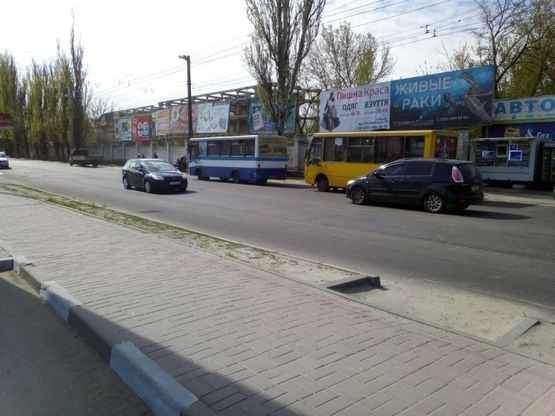 Фото рекламної площини за адресою Фабрика ТРЦ/въезд со стороны Бериславского шоссе/правый(8) Фото рекламної площини за адресою Фабрика ТРЦ/въезд со стороны Бериславского шоссе/правый(8)