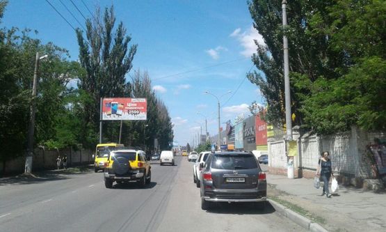 Фото рекламной плоскости по адресу Фабрика ТРЦ навпроти "Форсаж" (13) Фото рекламной плоскости по адресу Фабрика ТРЦ навпроти "Форсаж" (13)
