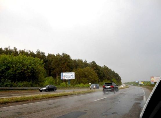 Фото рекламної площини за адресою м. Бровари, траса М-01, об'їзд м. Бровари, км 19+800 ліво, перед поворотом на ЖК "Скандія"