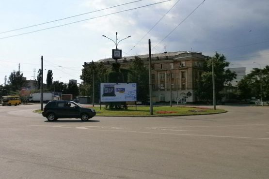 Фото рекламной плоскости по адресу Одесская пл. на остановку Фото рекламной плоскости по адресу Одесская пл. на остановку