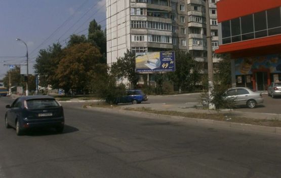 Фото рекламної площини за адресою пр. 200 лет Херсона/Billa Фото рекламної площини за адресою пр. 200 лет Херсона/Billa