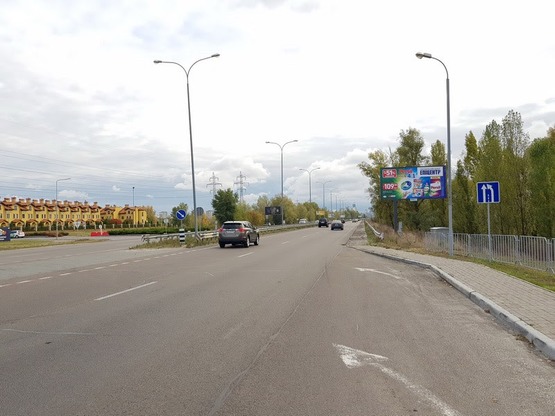 Фото рекламної площини за адресою ул. Богатырская (в сторону Киева) Фото рекламної площини за адресою ул. Богатырская (в сторону Киева)