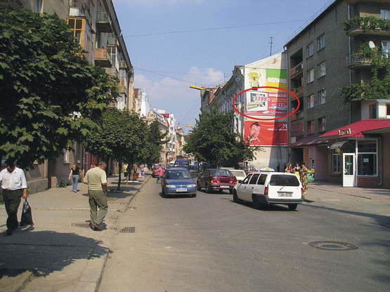 Фото рекламной плоскости по адресу вул. Мазепи-Короля Данила середній Фото рекламной плоскости по адресу вул. Мазепи-Короля Данила середній