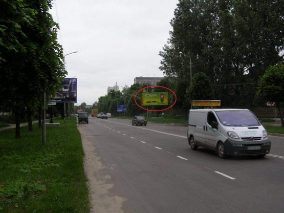 Фото рекламной плоскости по адресу вулЛипинського -Плетенецька (А)